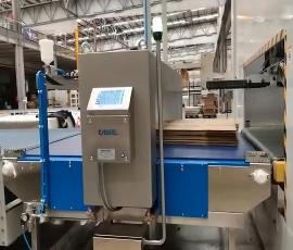 Máy Dò Kim Loại Bao Bì Giấy Carton